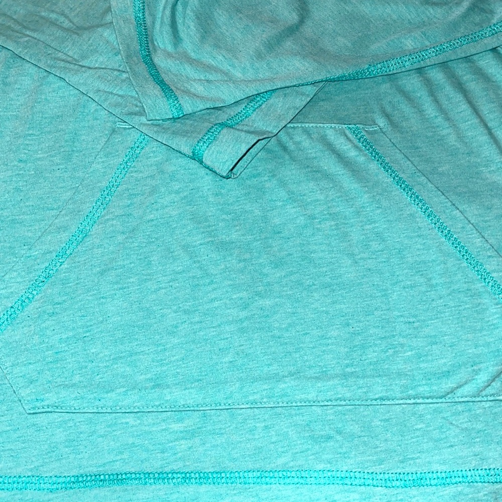 Puma workout pullover - Picture 3 of 3
